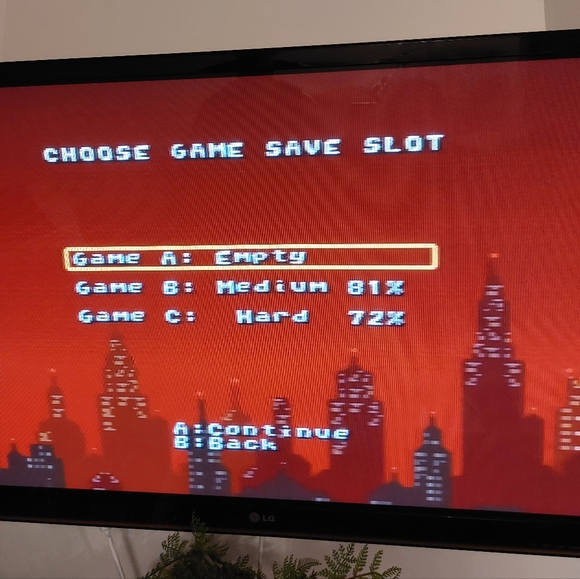 The Batman TV Plug N Play Jakks Pacific The Batman Handheld Video Game C… - Picture 6 of 7